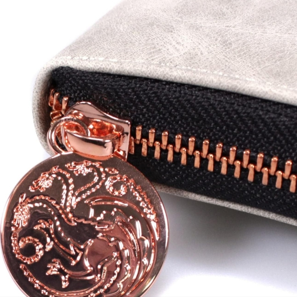 Games of Throne theme New half moon wallet. - Picture 3 of 9